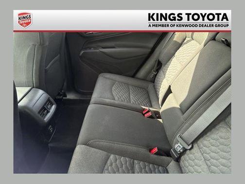 Silver Ice Metallic 2019 Chevrolet Equinox 1LT
