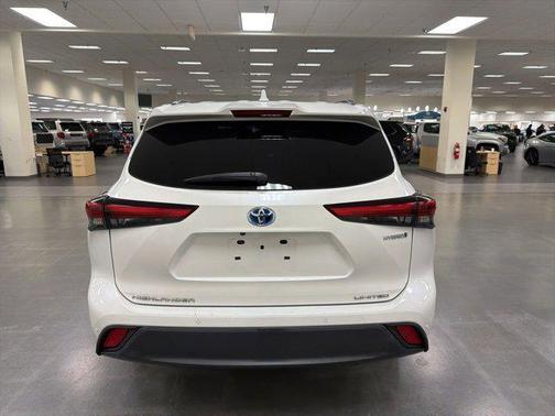 2021 Toyota Highlander Hybrid Limited