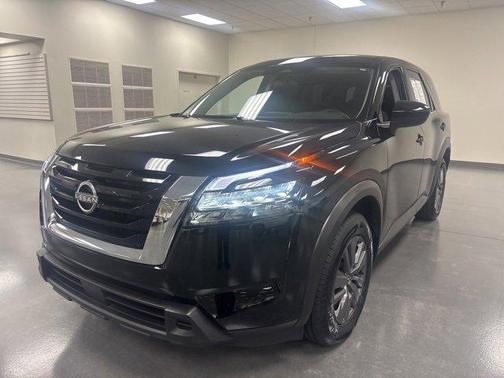 2024 Nissan Pathfinder S 4WD