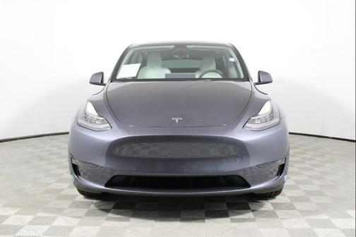 2022 Tesla Model Y Long Range Dual Motor All-Wheel Drive