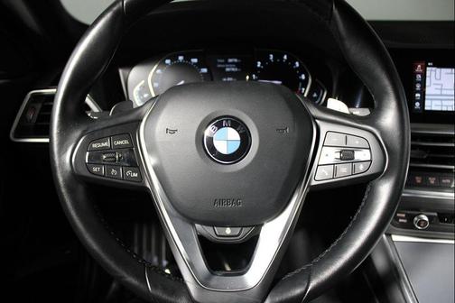 Alpine White 2022 BMW 230 i