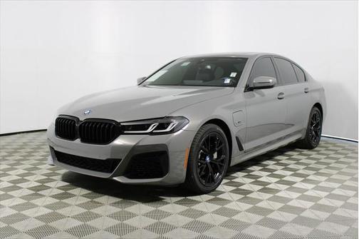 2022 BMW 530e Base