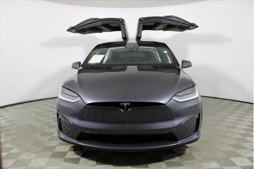 2022 Tesla Model X Plaid