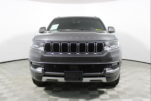 2022 Jeep Wagoneer Series II 4x2