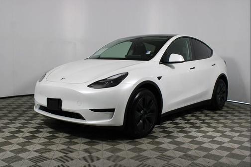 2025 Tesla Model Y Long Range Dual Motor All-Wheel Drive