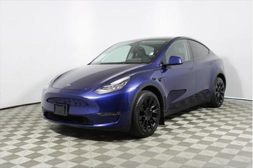 2023 Tesla Model Y Base