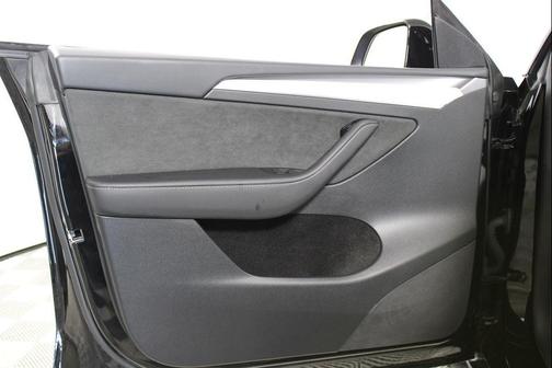 Solid Black 2024 Tesla Model Y Performance Dual Motor All-Wheel Drive