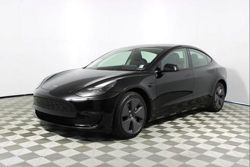2022 Tesla Model 3 Standard Range