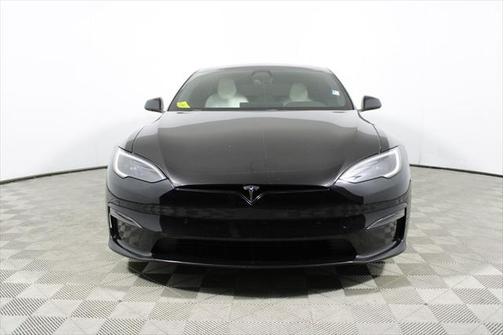 2022 Tesla Model S Plaid