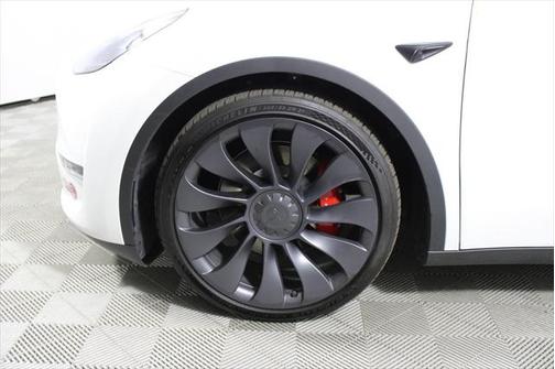 2024 Tesla Model Y Performance Dual Motor All-Wheel Drive