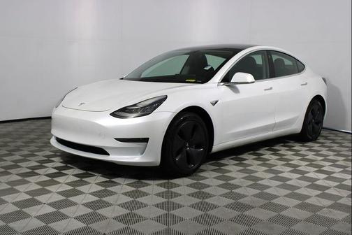 Pearl White Multi-Coat 2020 Tesla Model 3 Standard Range Plus