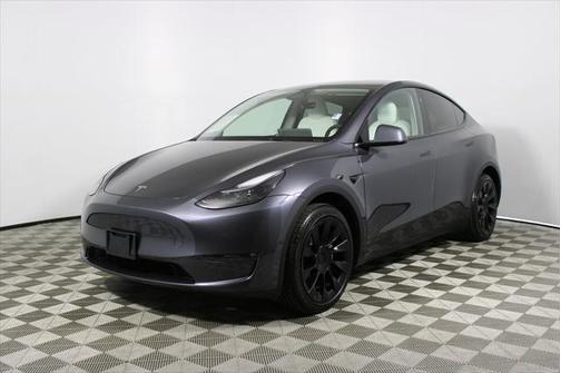 2023 Tesla Model Y RWD