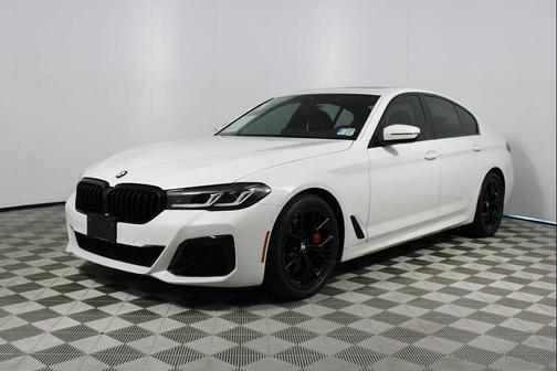 2022 BMW 530 i