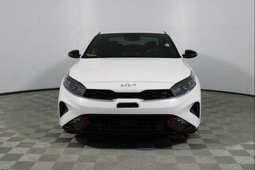 Snow White Pearl 2024 Kia Forte GT-Line