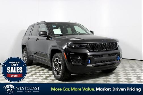 Diamond Black Crystal Pearlcoat 2022 Jeep Grand Cherokee 4xe Trailhawk