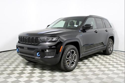 2022 Jeep Grand Cherokee 4xe Trailhawk
