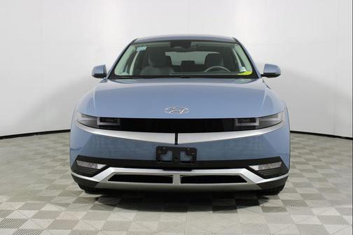 2024 Hyundai IONIQ 5 SE