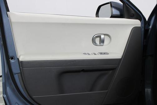 2024 Hyundai IONIQ 5 SE