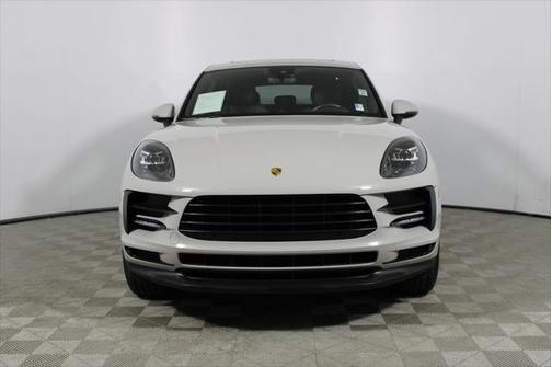 2021 Porsche Macan Base