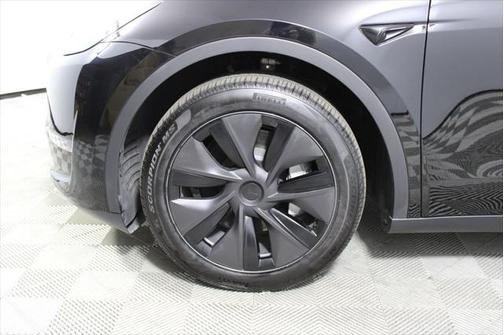 2025 Tesla Model Y Long Range Dual Motor All-Wheel Drive