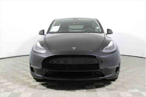 2025 Tesla Model Y Long Range Dual Motor All-Wheel Drive