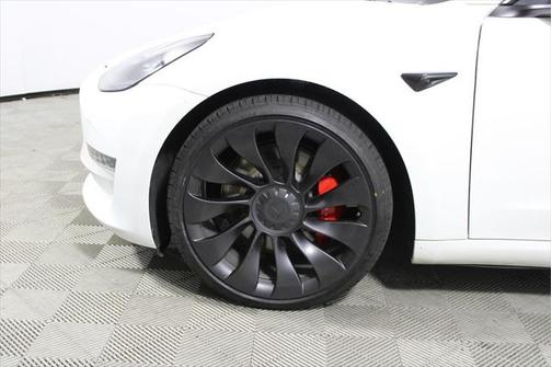 2023 Tesla Model 3 Performance