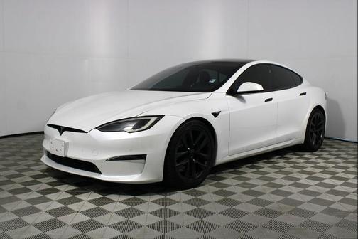2022 Tesla Model S Plaid