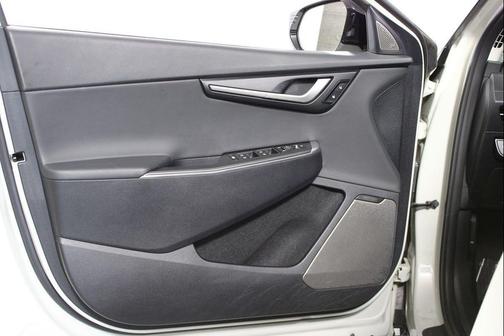 Glacier 2023 Kia EV6 Wind
