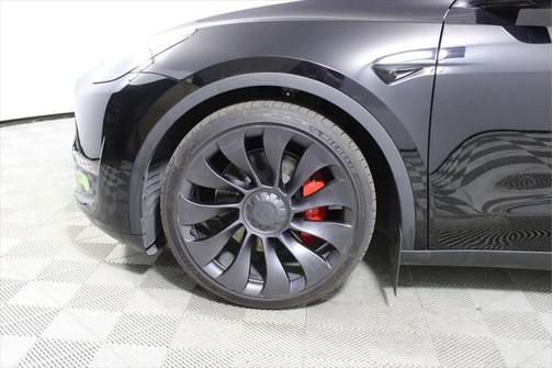 2023 Tesla Model Y Performance Dual Motor All-Wheel Drive