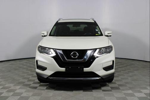 Pearl White 2017 Nissan Rogue Hybrid SV