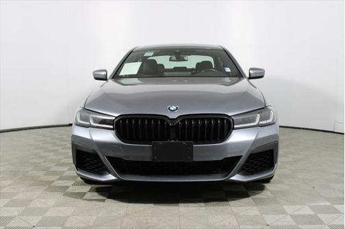 2022 BMW 540 i
