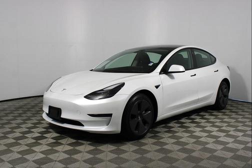 2023 Tesla Model 3 Standard Range