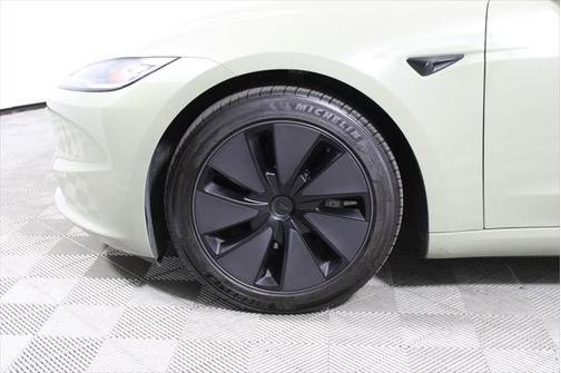 2024 Tesla Model 3 Long Range