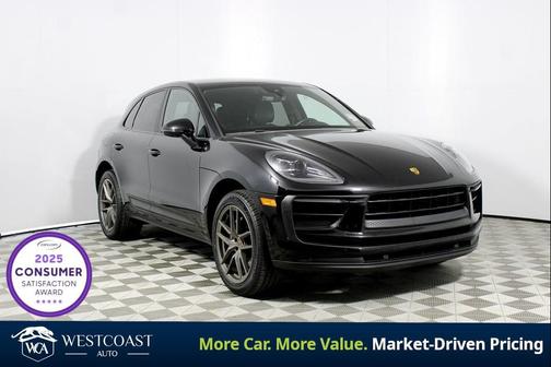 Black 2022 Porsche Macan Macan
