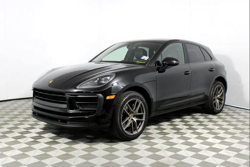 Black 2022 Porsche Macan Macan