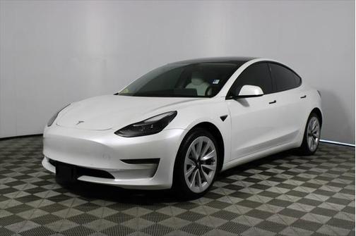 2022 Tesla Model 3 Standard Range