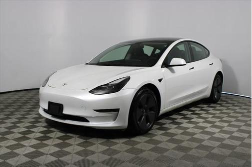 2023 Tesla Model 3 Standard Range