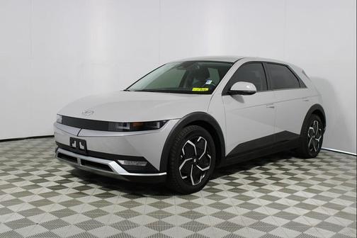 2024 Hyundai IONIQ 5 SE