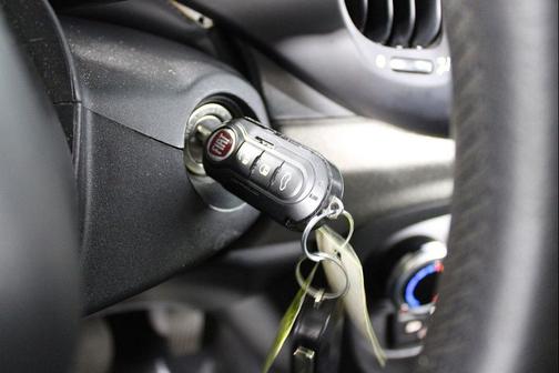 Verde Bosco Perla (Forest Green) 2014 FIAT 500L Trekking