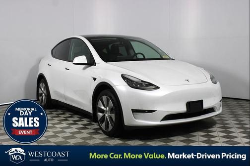 Pearl White Multi-Coat 2022 Tesla Model Y Long Range Dual Motor All-Wheel Drive
