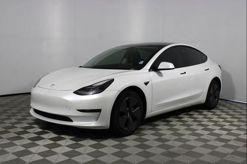 Pearl White Multi-Coat 2021 Tesla Model 3 Standard Range Plus
