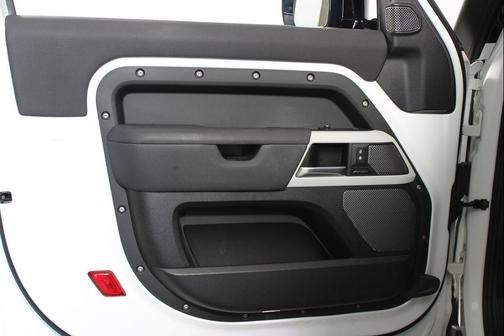 Fuji White 2021 Land Rover Defender 90 S