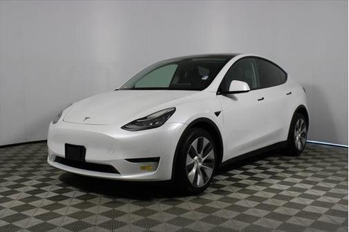 2022 Tesla Model Y Long Range Dual Motor All-Wheel Drive