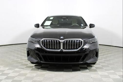 2024 BMW 530 530i