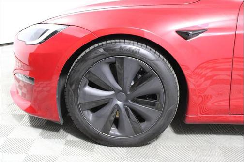 2022 Tesla Model S Plaid