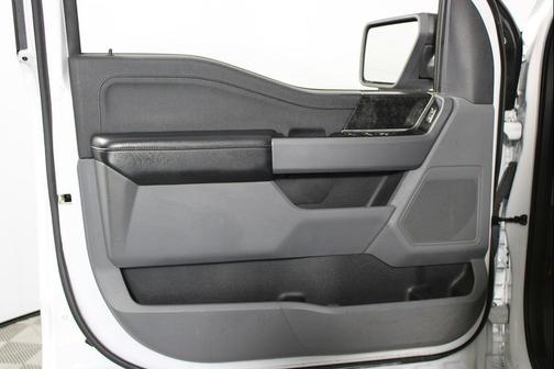 2023 Ford F-150 Lightning XLT