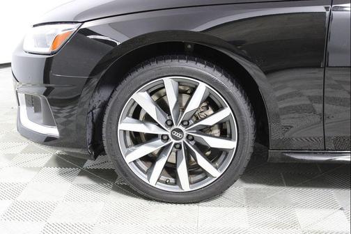 2022 Audi A4 40 Premium Plus