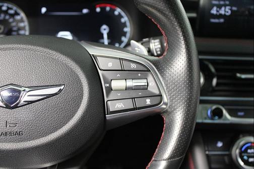 2023 Genesis G70 2.0T RWD