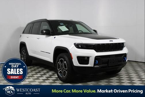 Bright White Clearcoat 2023 Jeep Grand Cherokee 4xe Trailhawk