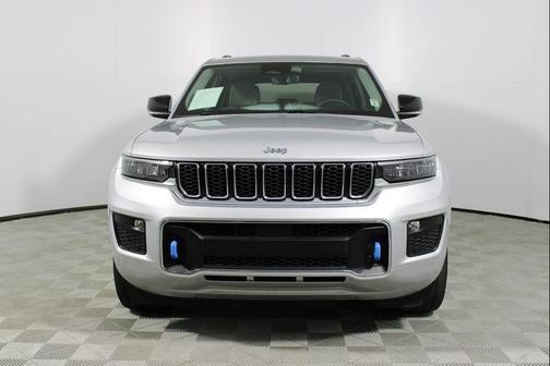 2022 Jeep Grand Cherokee 4xe Overland